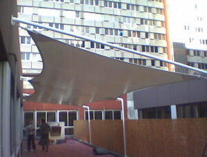 Toldos e Coberturas Tensados
